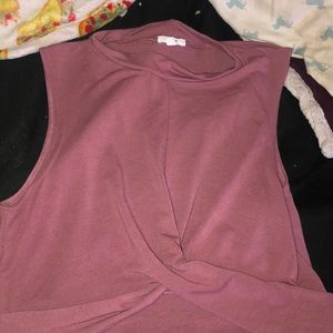 crop top (runs small)